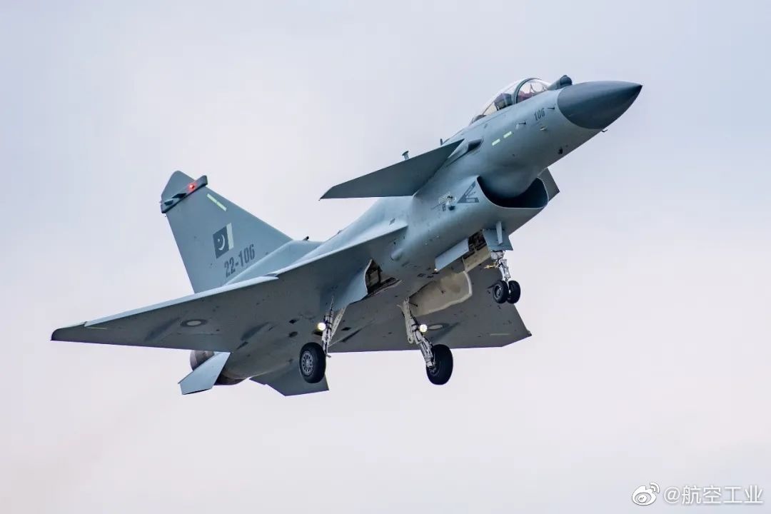 Pakistan inducted advanced jet fighters developed by China