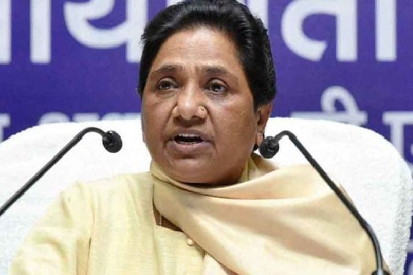 Media is with casteist agenda says Mayawati