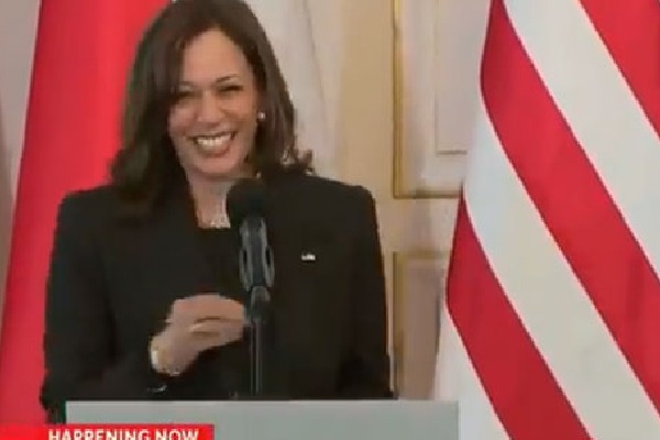 Kamala Harris Had Another Laughing Incident in Poland