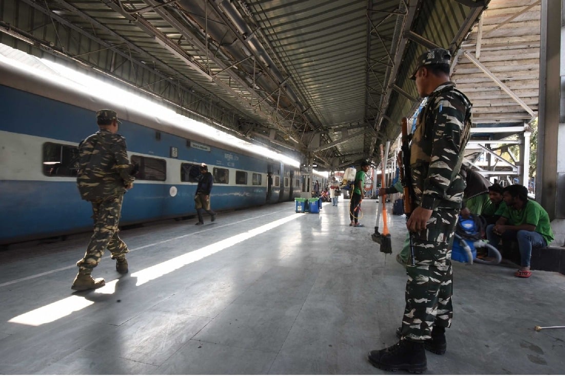Unatttended bag in Delhi-bound train triggers panic, no explosives found