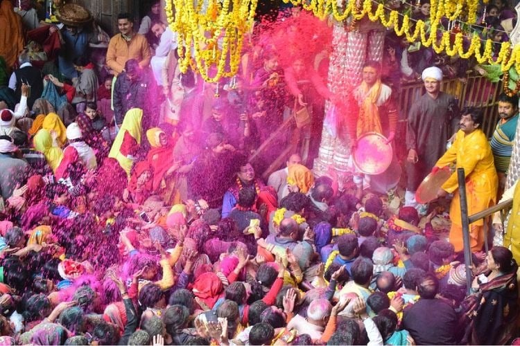 liquor sales will stop for two days behalf of holi festival