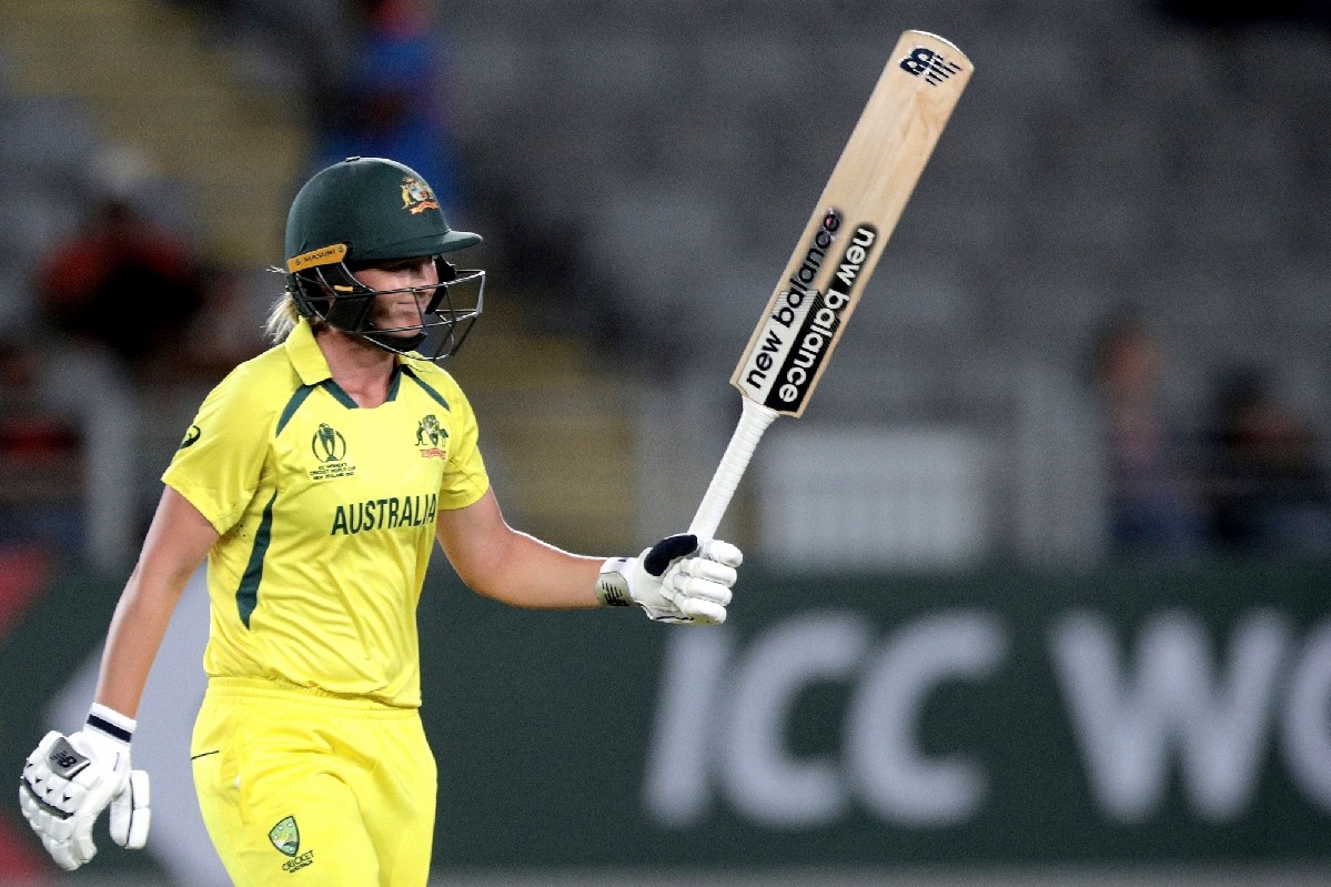 Women's World Cup: Australia enter semifinals with six-wicket win over India