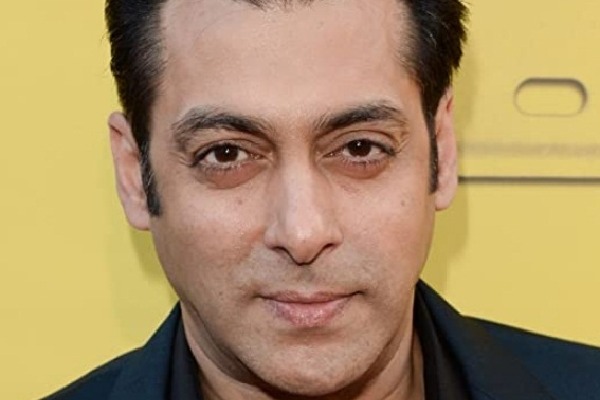 Mumbai court rejects Salman Khan's plea for gag on NRI neighbour