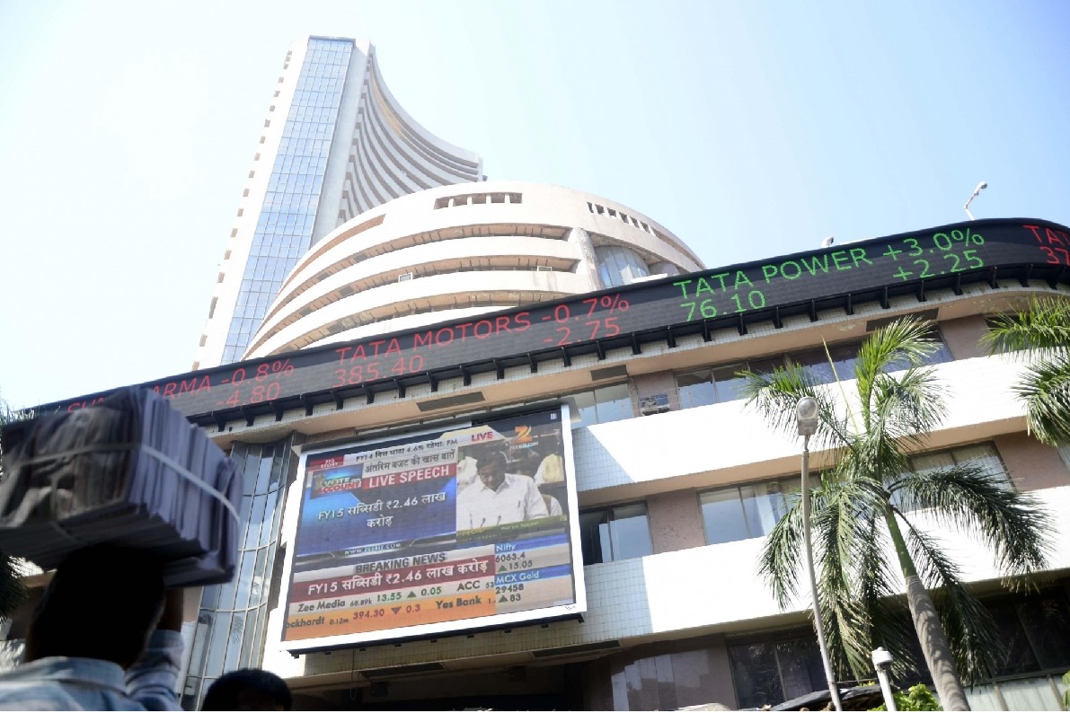 Equity indices open on negative note; Sensex declines nearly 300 pts