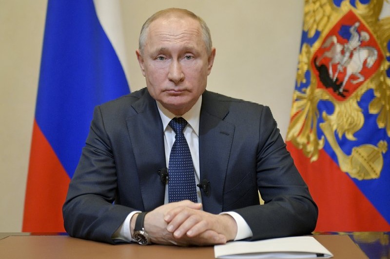 Russian evasion of Ukraine started 30 minutes before Putin annouuncement 
