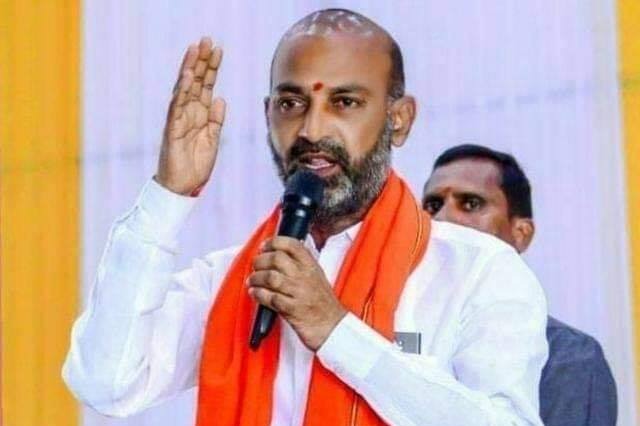 Bandi Sanjay hits out TRS leaders allegations 