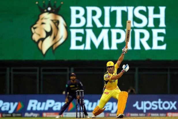 Dhoni dashing innings helps CSK reasonable score