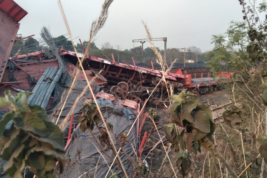 Chhattisgarh: Derailment of two goods trains in Raigarh hits train services