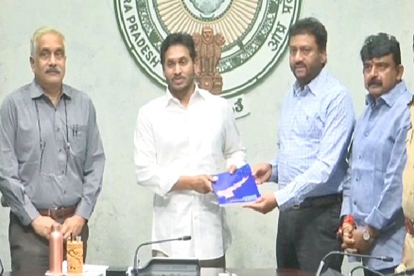 Jagan launches new districts in AP