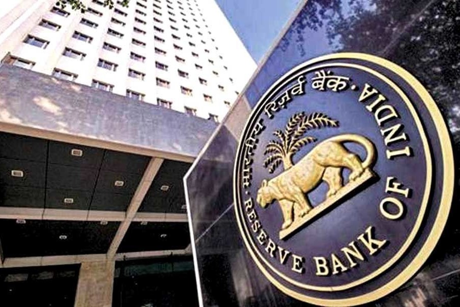 How RBI Decision Effects Your Loans and FDs