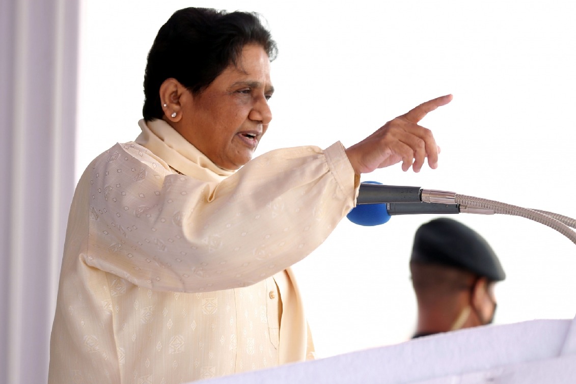 Mayawati slams Rahul's remarks, asks Congress to mind its own business