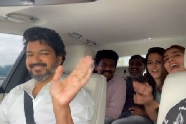 Hero Thalapathy Vijay drives Rolls Royce with Pooja Hegde, video goes viral