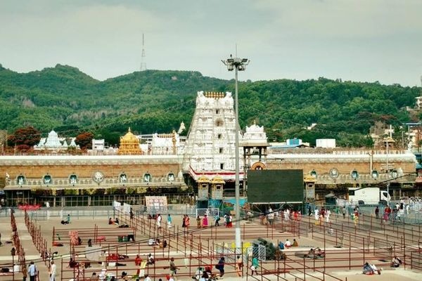 On Wednesday alone a total of 88748 devotees visited tirumala