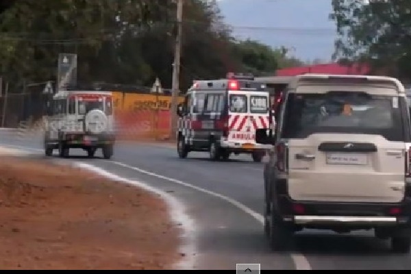CM Jagan stops his convoy after seen ambulance 