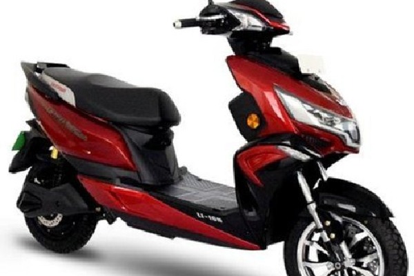 Okinawa recalls 3215 units of Praise Pro electric scooters