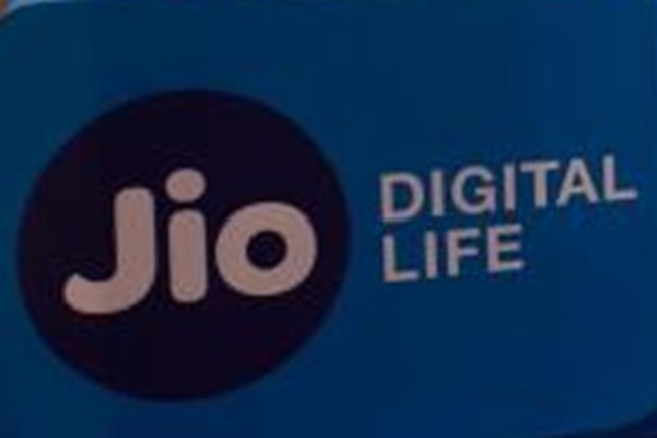 Jio launches new entertainment plans under JioFiber postpaid
