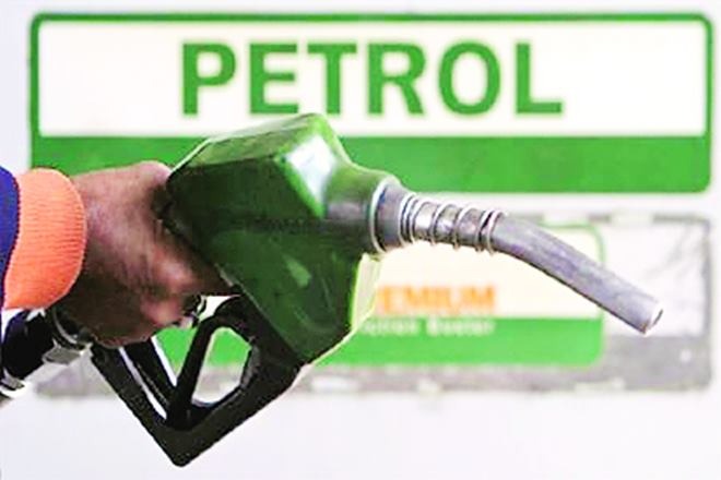Liter Petrol in Srilanka reaches to Rs 338