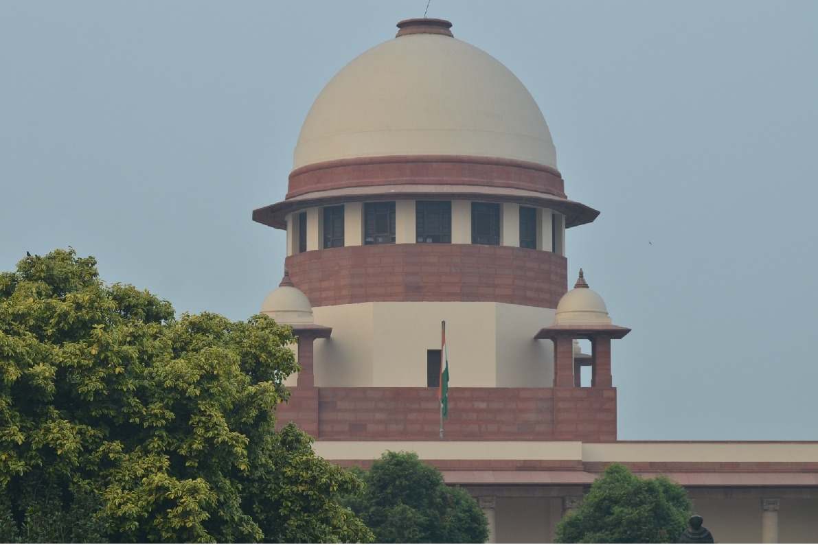 Supreme Court revokes Andhra IPS officer's suspension