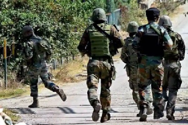 Top LeT commander and 2 terrorists killed in Baramulla