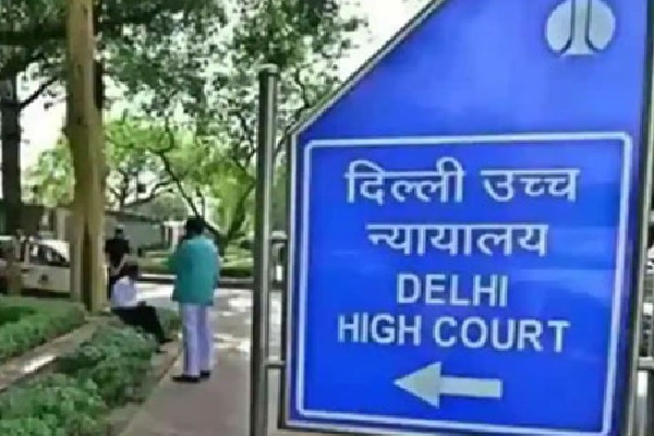 Delhi High Court angry with Police on CM kejriwal House Attack