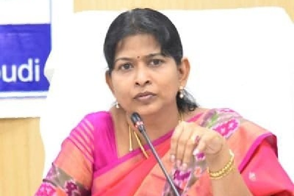 Home Minister Taneti Vanitha slams TDP leaders 