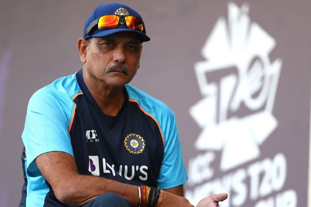 Shastri names team that has emerged as contenders for IPL crown