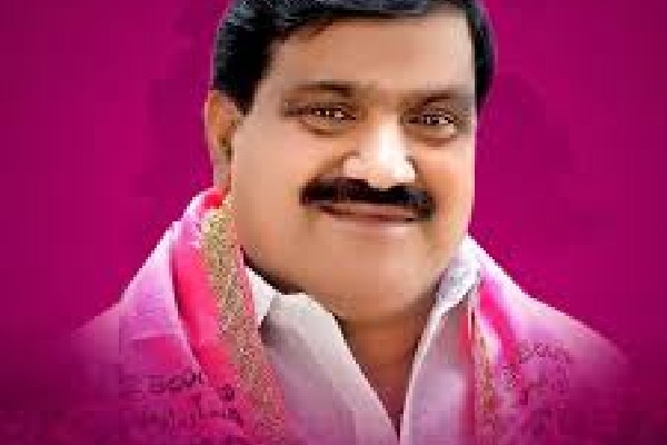 trs mlc apologizes over commnents on police officer