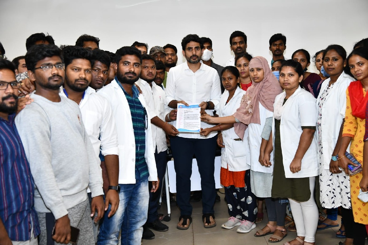 nara lokesh supports nursing graduates agitatikons