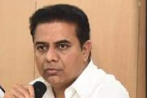 Textile sector badly hit with Modi’ govt’s decisions, alleges KTR in open letter to Bandi Sanjay