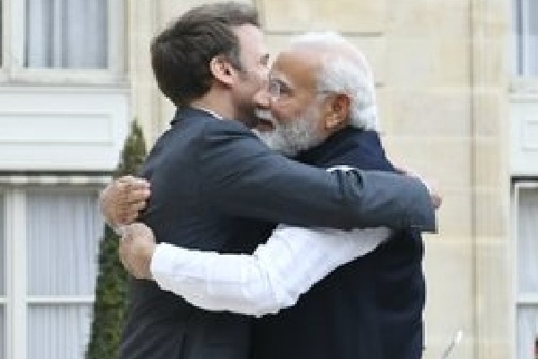 Narendra Modi meets Macron, discusses situation in Ukraine & Afghanistan
