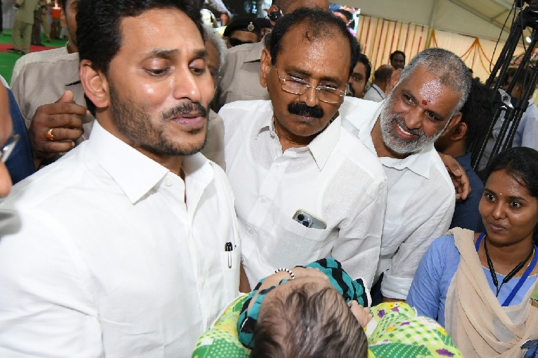 CM Jagan visits Padmavati cardiac center in Tirupati