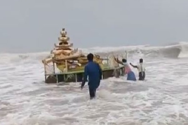 Golden chariot flown to Srikakulam district sea coast