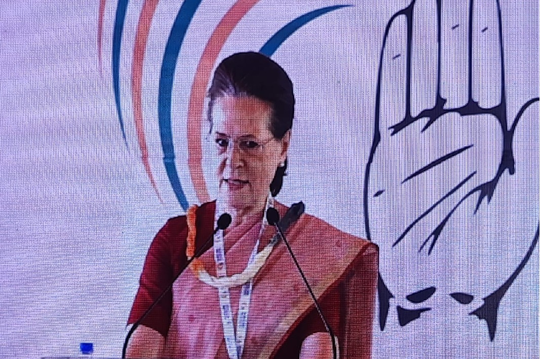 BJP keeping country in permanent state of polarisation, instilling fear: Sonia