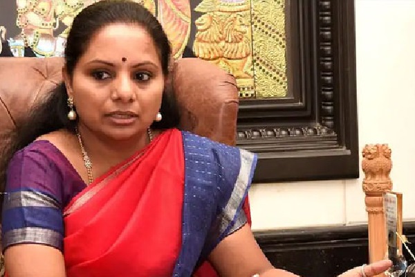 TRS MLC Kavitha questions Amith Shah Over his tour to Telangana