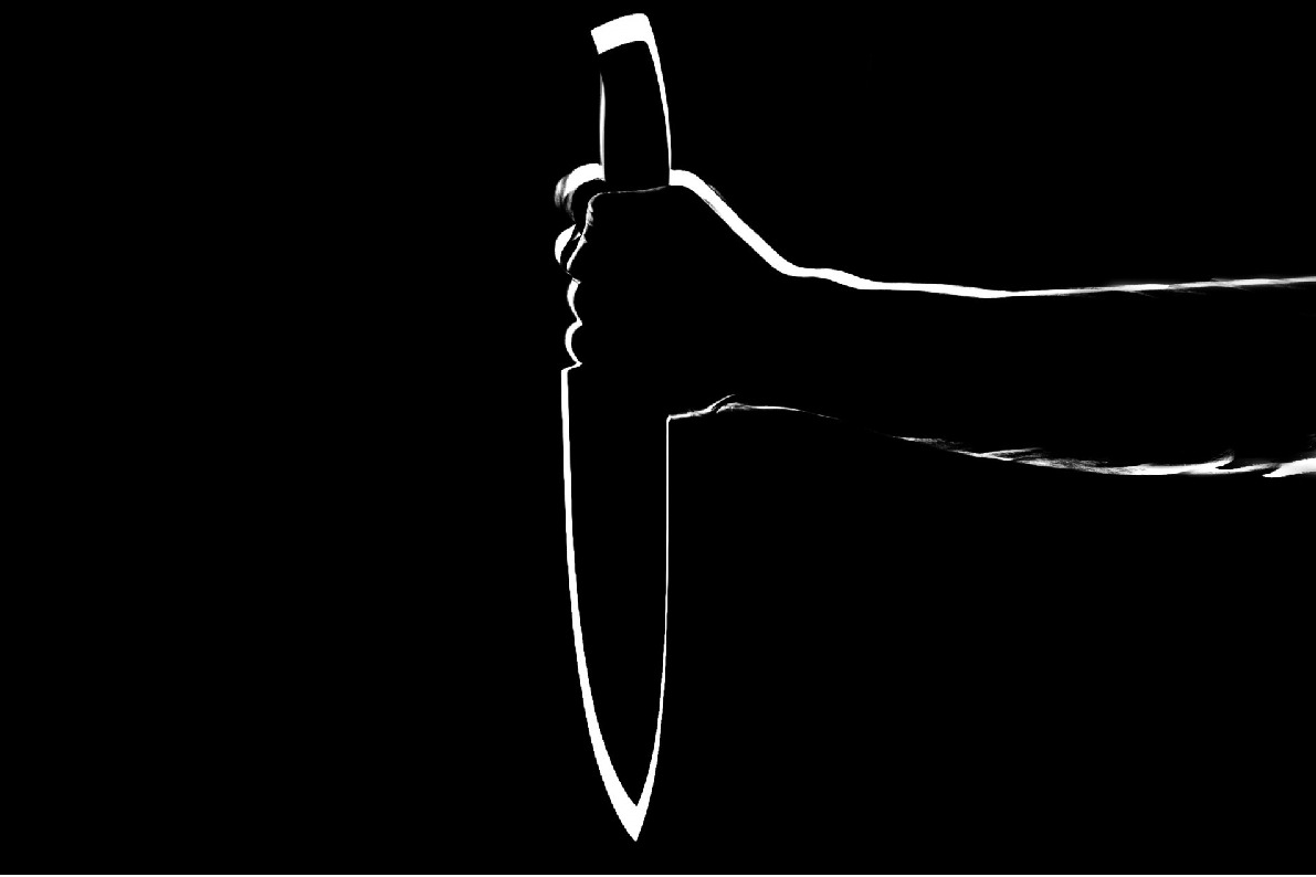 Andhra woman village volunteer stabbed to death
