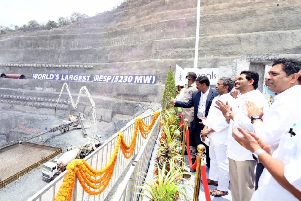 CM Jagan lays foundation for world’s largest 5,230 MW IRESP project in Kurnool district