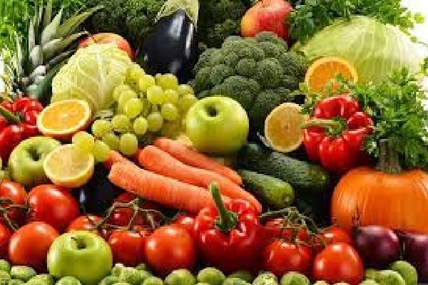 Fruits and vegetables to consume to slow down ageing process