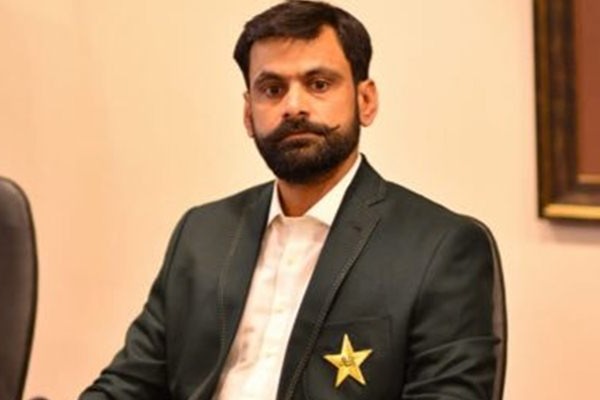 No patrol in Lahore says Pakistan Ex Cricketer Mohammed Hafeez 