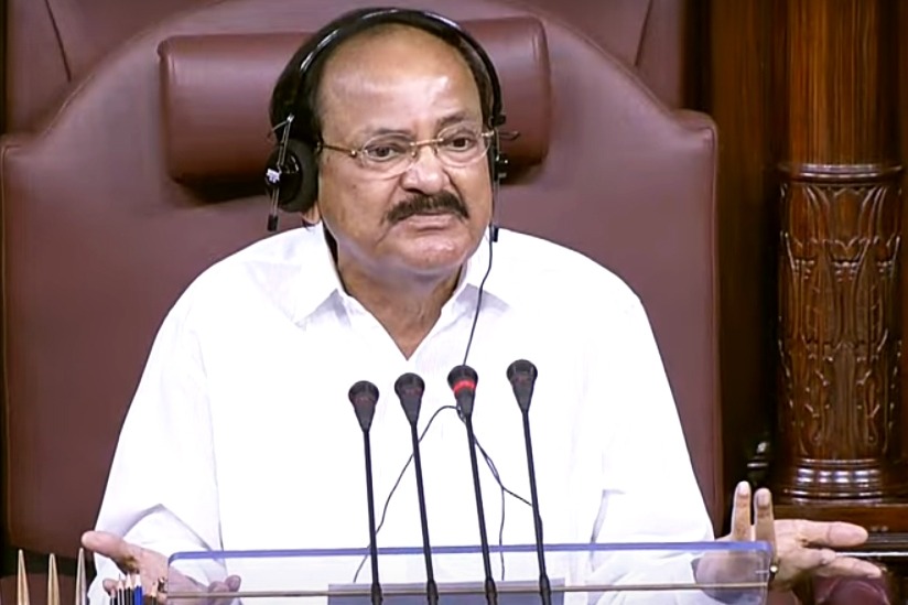 Central, state governments should work together: Venkaiah Naidu