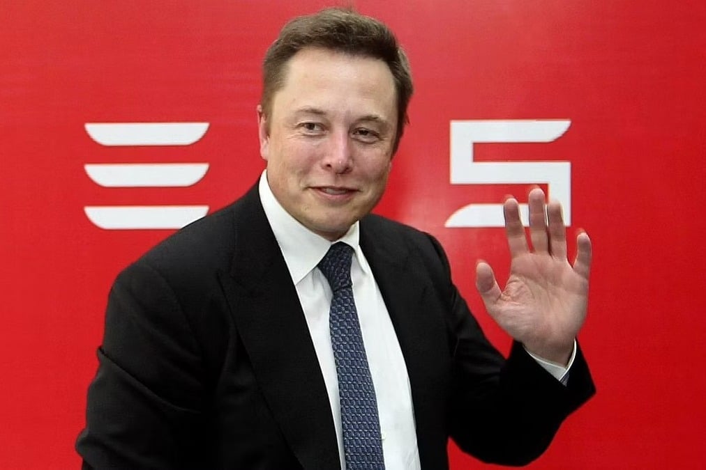 Elon Musk Sensational Comments Regarding Tesla Manufacturing Unit Setup