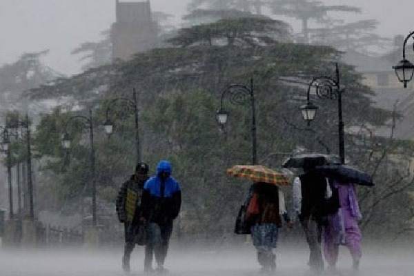 Southwest monsoons Hits Kerala