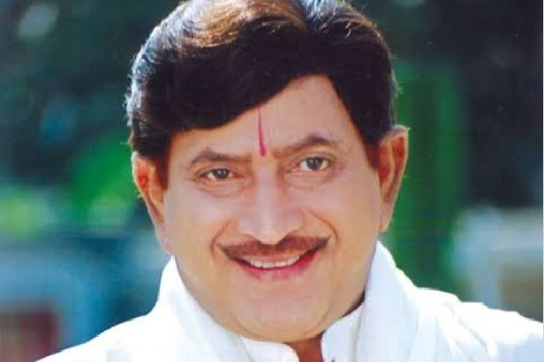 AP CM Jagan wishes Superstar Krishna on his birthday