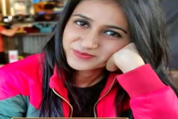 Jammu and Kashmir women sortware engineer commits suicide in Hyderabad