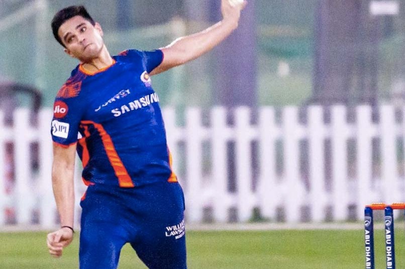 Making the squad one thing breaking into XI another MI coach on Arjun Tendulkar non selection in IPL 2022