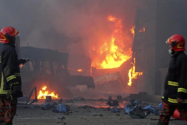 35 dead over 450 wounded in massive blaze at inland container depot in Bangladesh