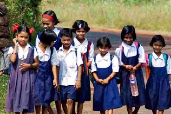 Rs 500 Incentive for children who joins in govt school 