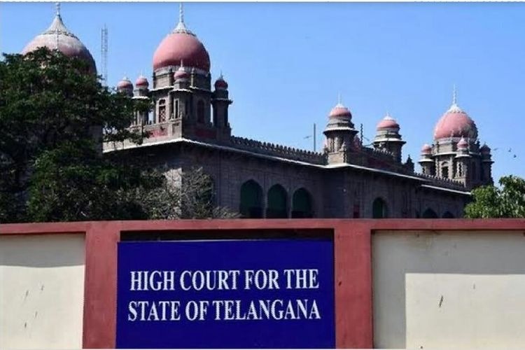 telangana high court orders 4 weeks jail sentence to 4 hyderabad polilce officers