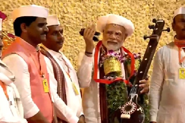 PM Modi inaugurates Sant Tukaram temple in Pune