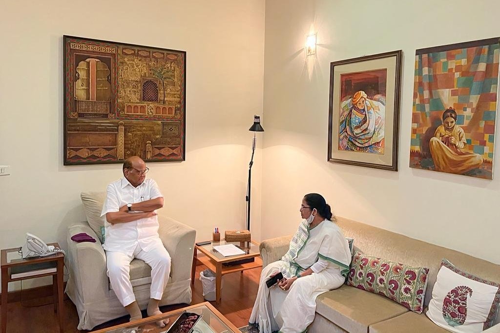 Mamata Banerjee met NCP chief Sharad Pawar