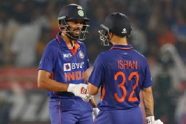 Team India openers gives good start